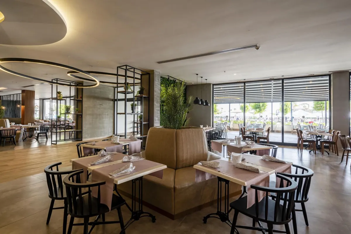 GREEN GARDEN RESORT HOTEL
