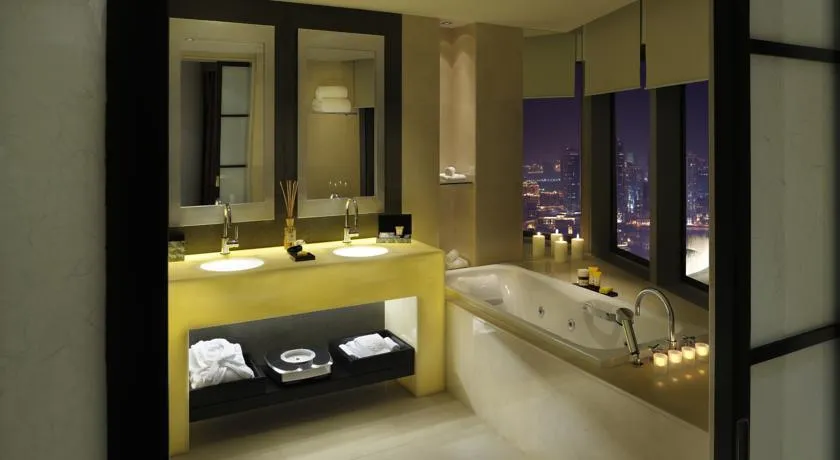THE ADDRESS DUBAI MALL RESIDENCES