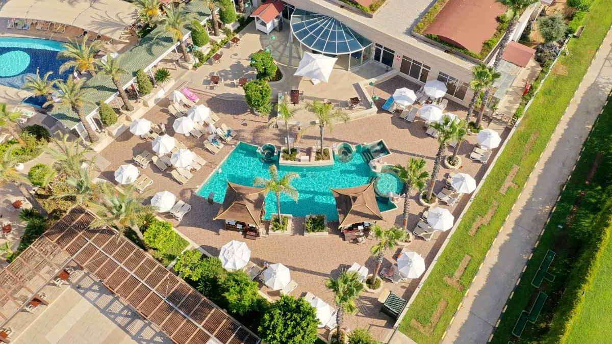 CRYSTAL FAMILY COMFORT COLLECTION (EX. CRYSTAL FAMILY RESORT & SPA)