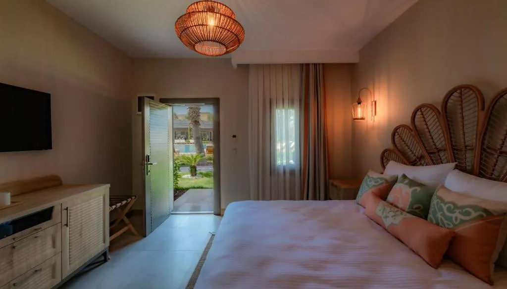 SUUM BODRUM ADULTS ONLY 16+ (EX. CAMELOT)