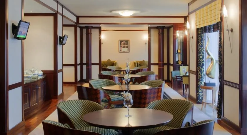 DUSIT DUBAI
