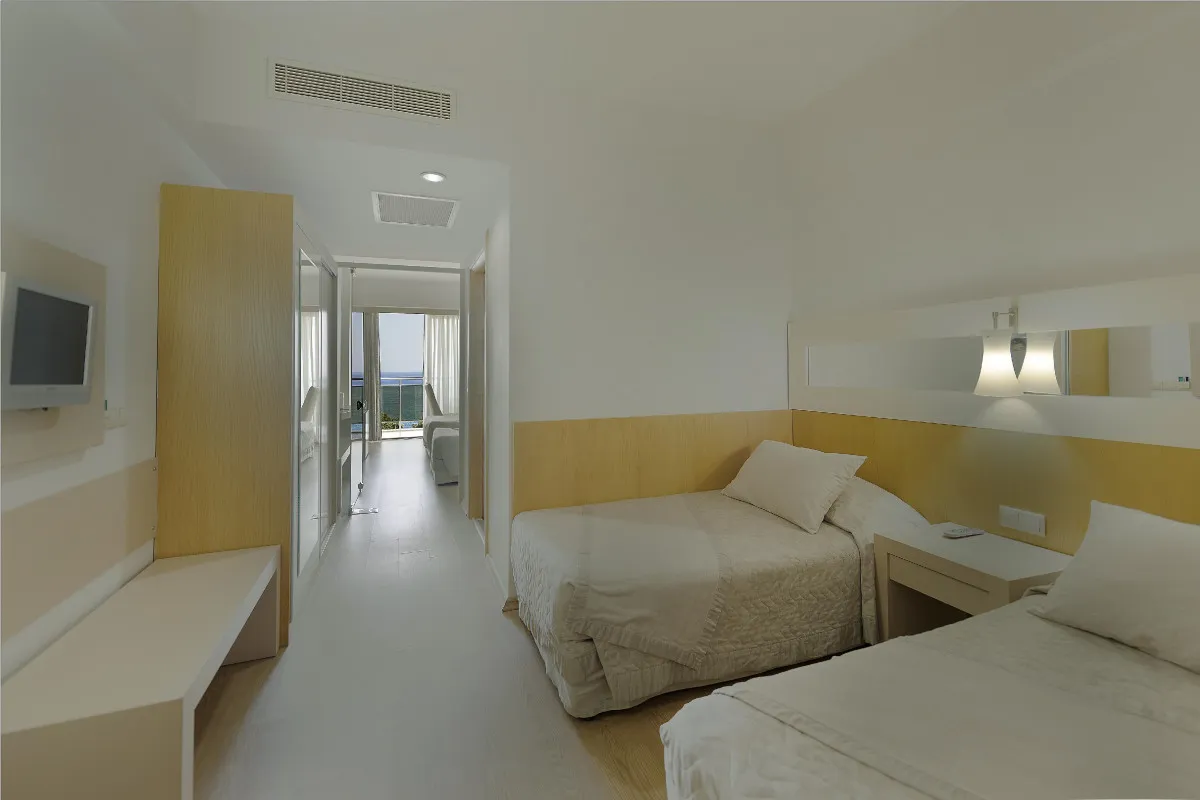 SENTIDO LYCUS BEACH