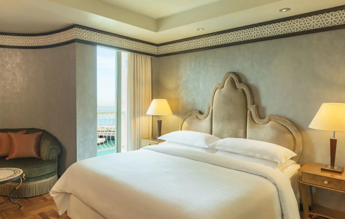 SHERATON ABU DHABI HOTEL & RESORT