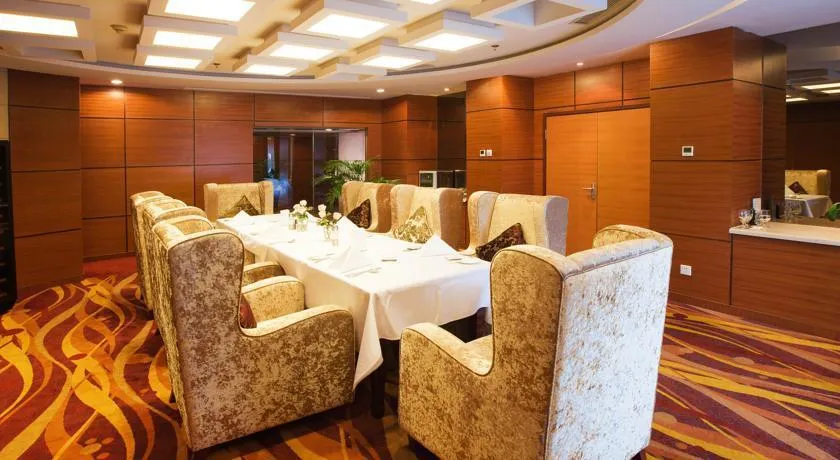 BAYSHORE HOTEL DALIAN