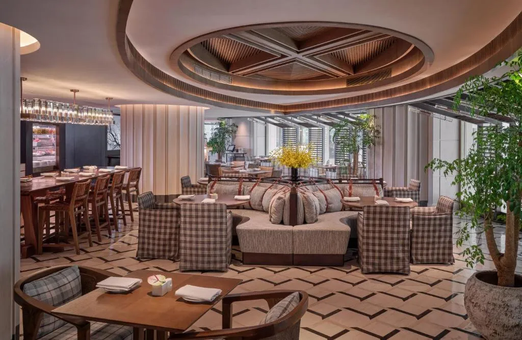 GRAND HYATT