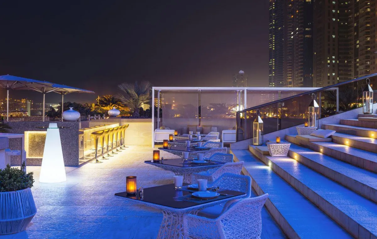 GROSVENOR HOUSE (EX. GROSVENOR HOUSE WEST MARINA BEACH)