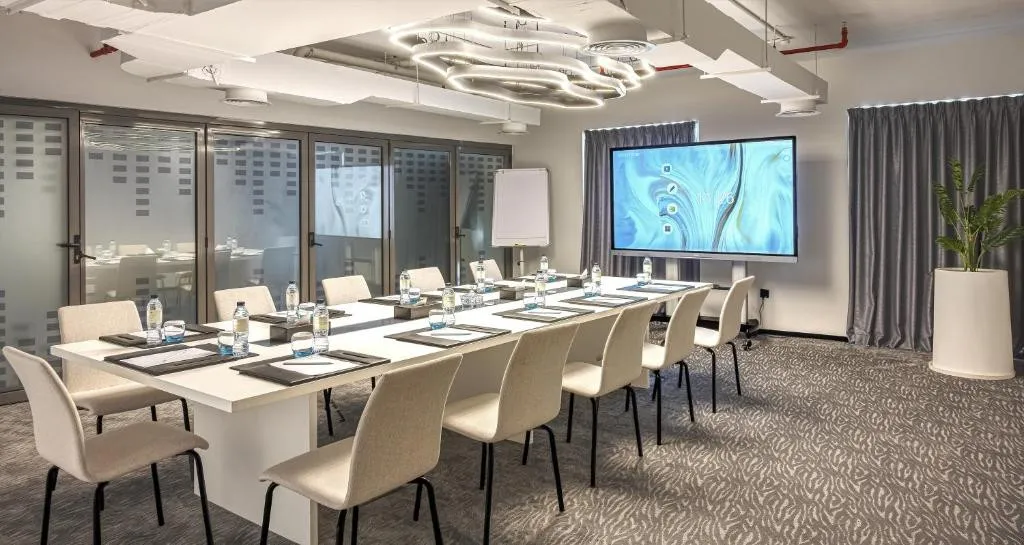 MILLENNIUM ATRIA BUSINESS BAY