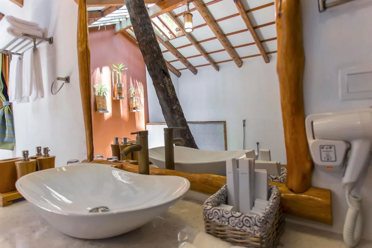 YASH NATURE RESORT (ex. AAAVEEE NATURES PARADISE)