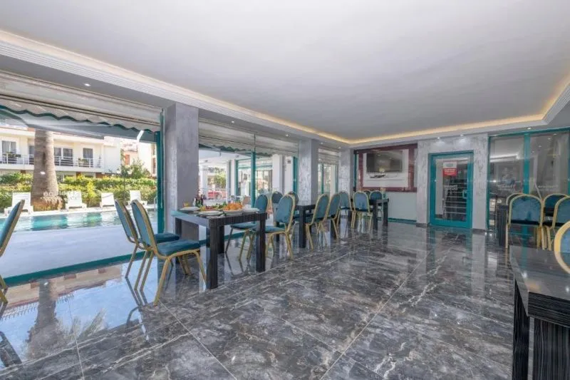 THELUNA CITY HOTEL
