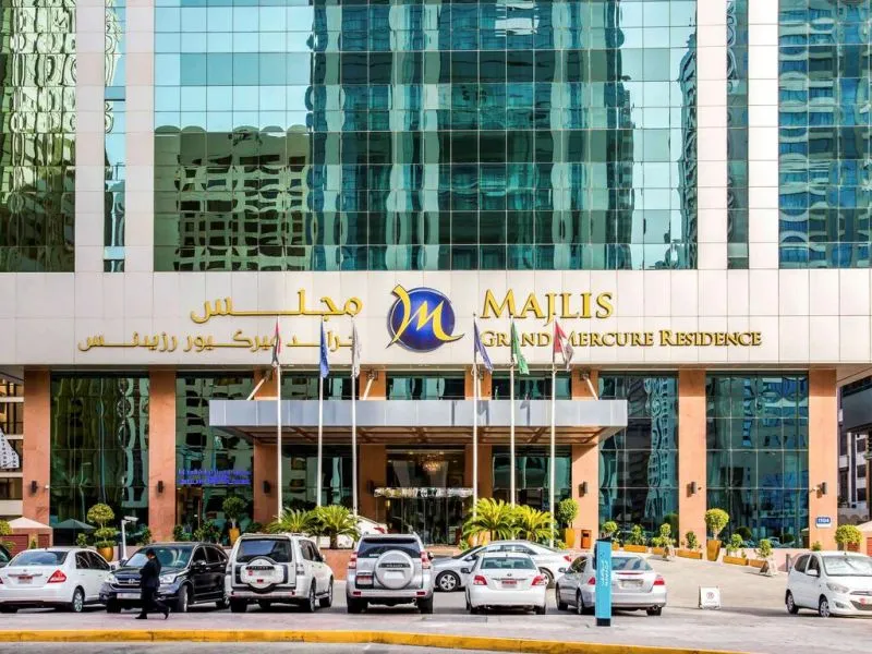 MAJLIS GRAND MERCURE RESIDENCE