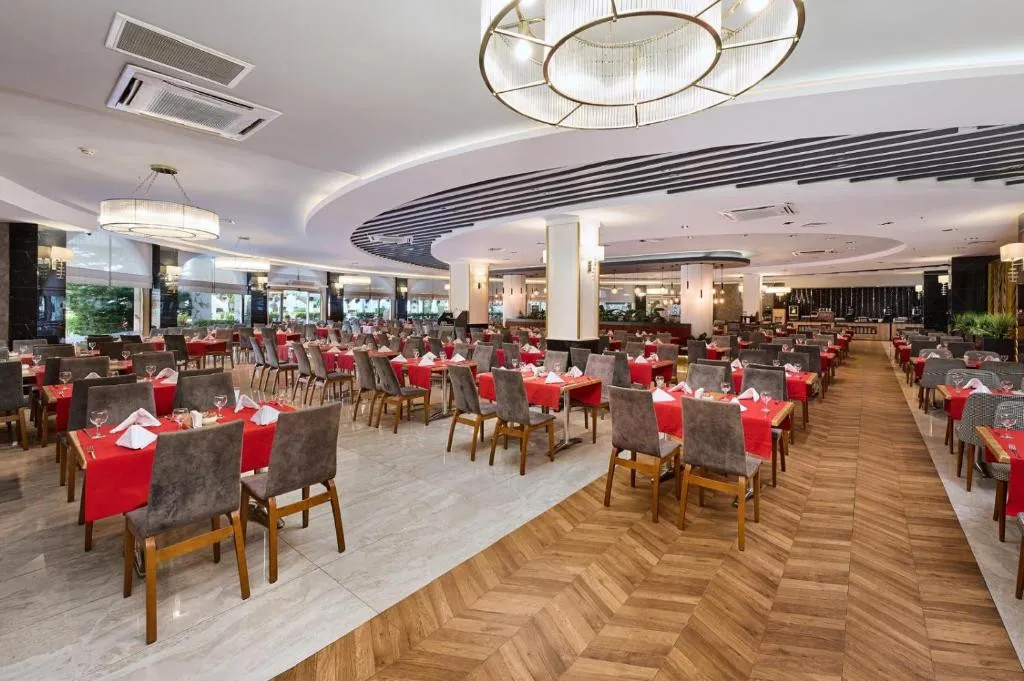 ANNABELLA DIAMOND HOTEL & SPA