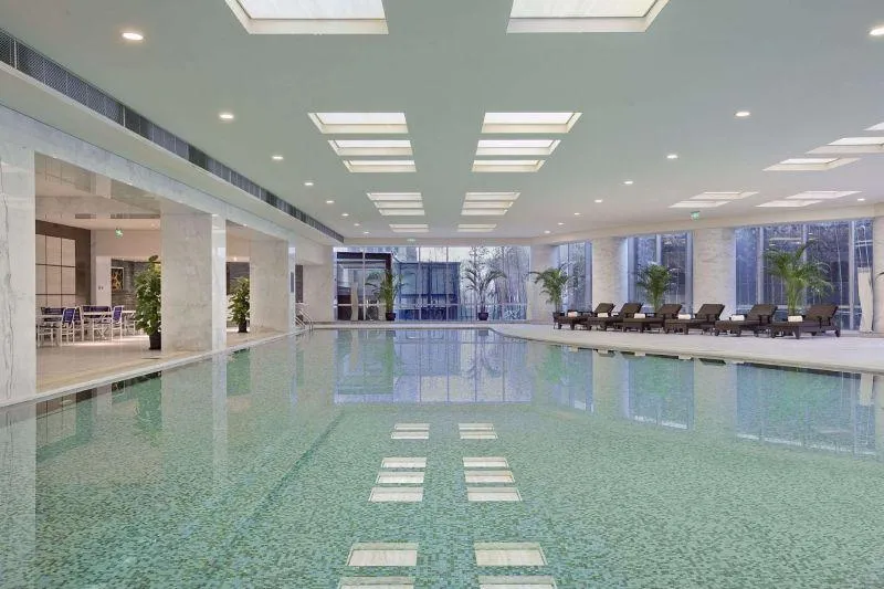 HILTON HONGQIAO