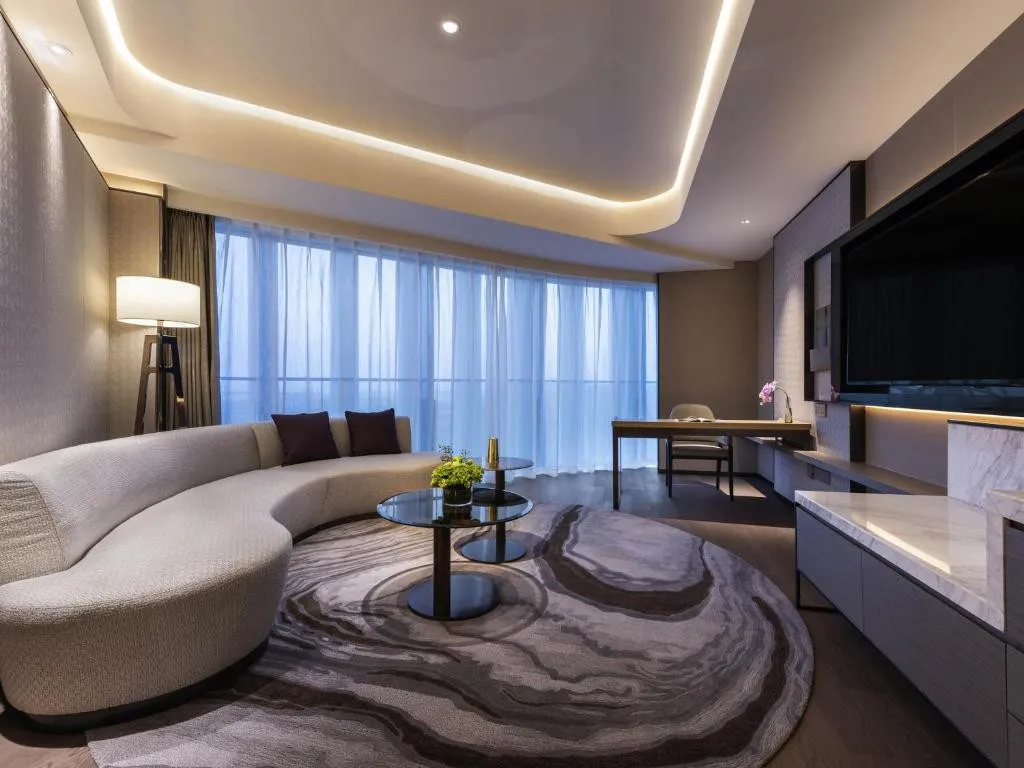 GRAND MERCURE SHANGHAI LINGANG