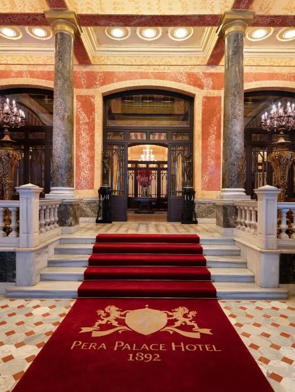 PERA PALACE