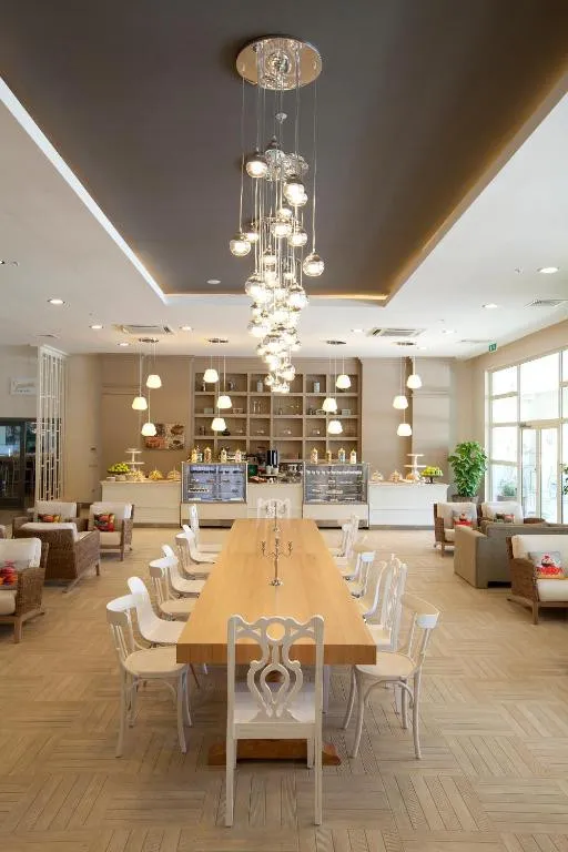 PALOMA OCEANA RESORT