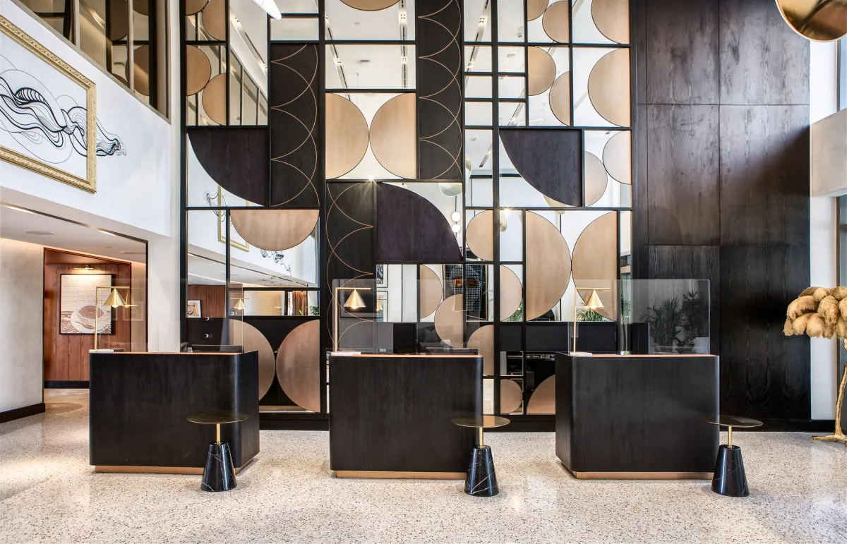 TH8 PALM DUBAI BEACH RESORT VIGNETTE COLLECTION