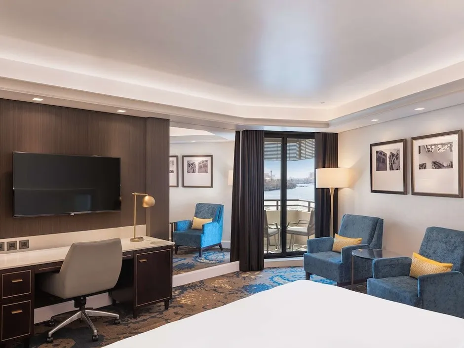 RADISSON BLU DUBAI DEIRA CREEK