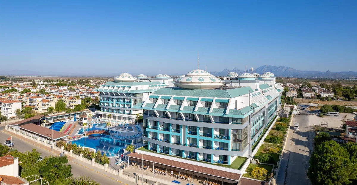 SENSITIVE PREMIUM RESORT & SPA