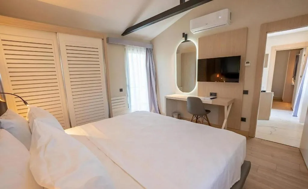 LONG BEACH CLUB NATURE (EX. ASTERIA EROS DIDIM, THE ROXY LUXURY NATURE)
