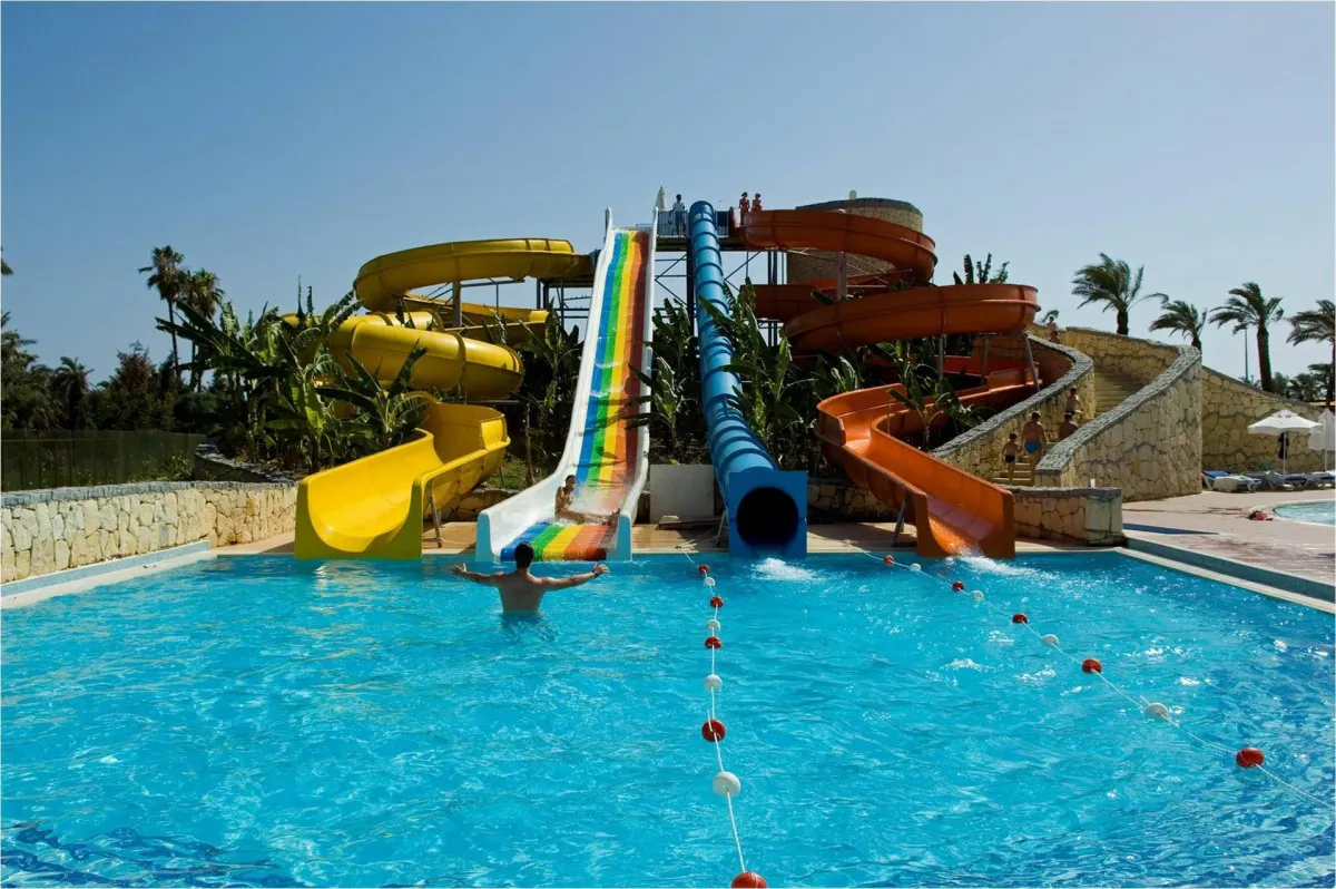 BLUE WATERS CLUB & RESORT