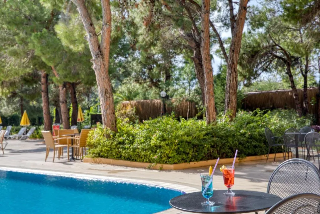 ASTERIA COLLECTION SIDE (EX.AMARA FAMILY RESORT)