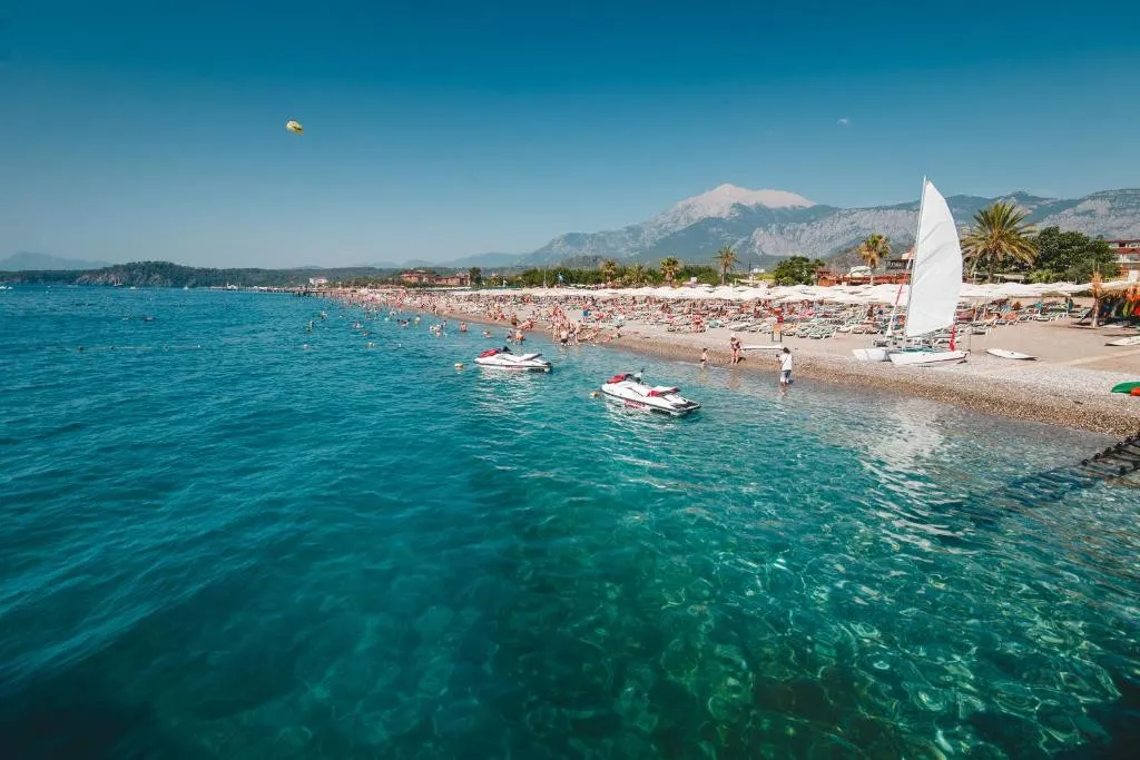 LOCEANICA BEACH RESORT HOTEL