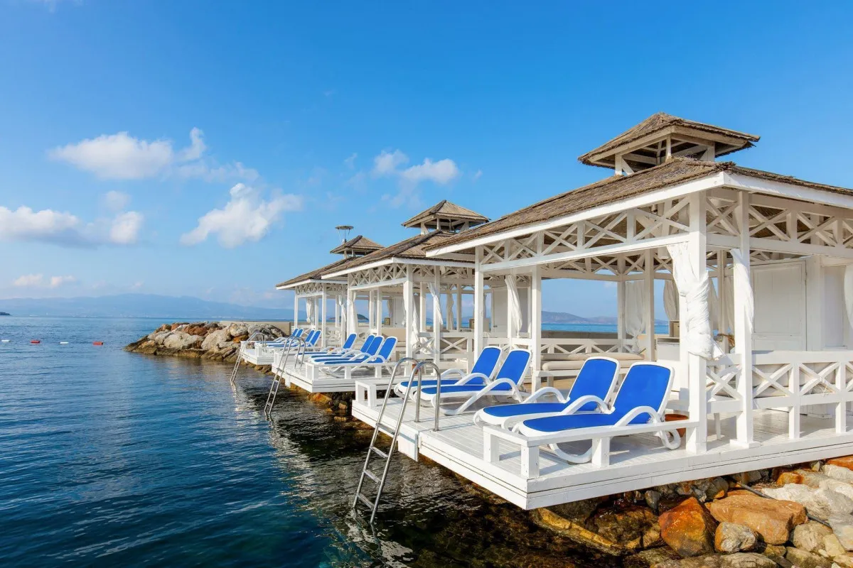 LA BLANCHE RESORT