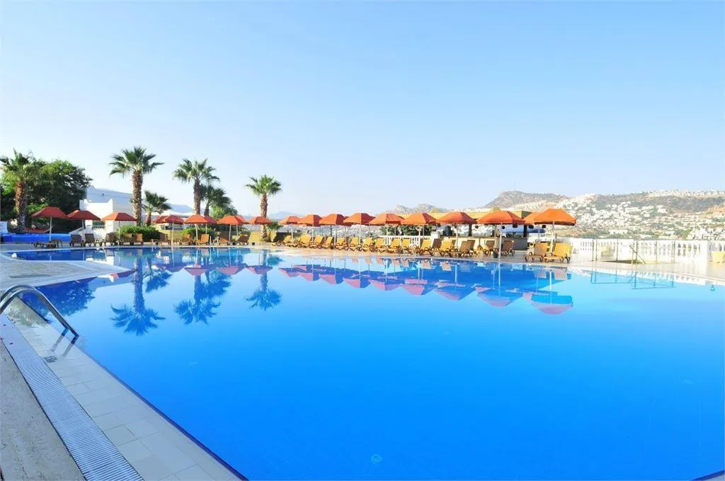GREEN BEACH RESORT HOTEL