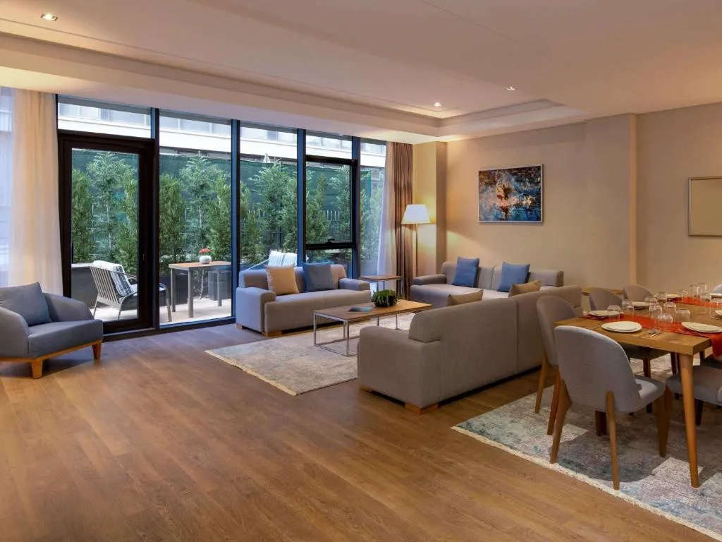 MOVENPICK LIVING ISTANBUL WEST