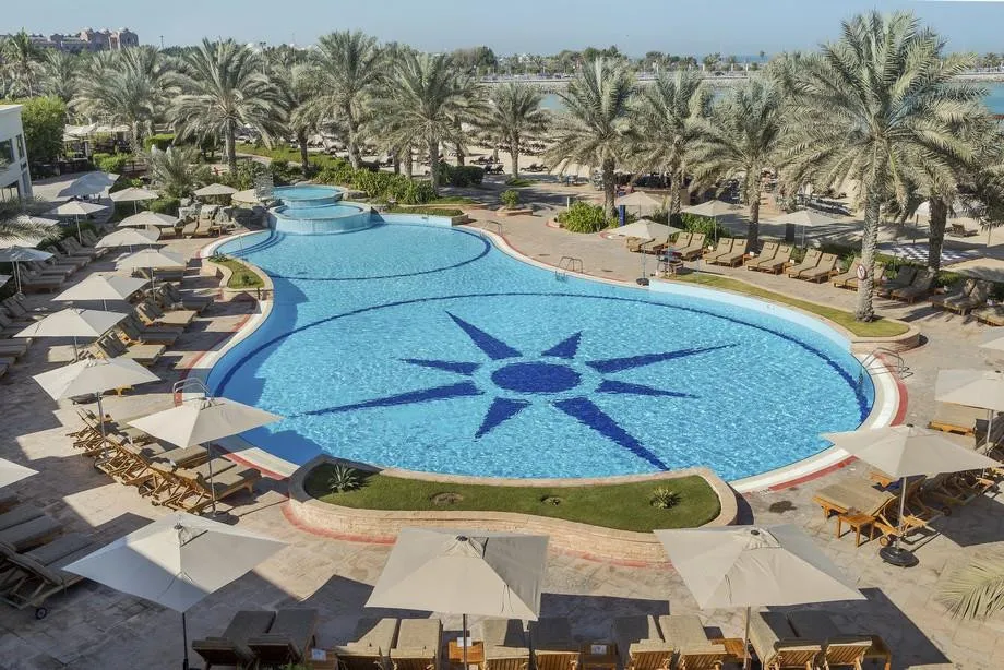RADISSON BLU HOTEL & RESORT ABU DHABI CORNICHE (EX. HILTON ABU DHABI)