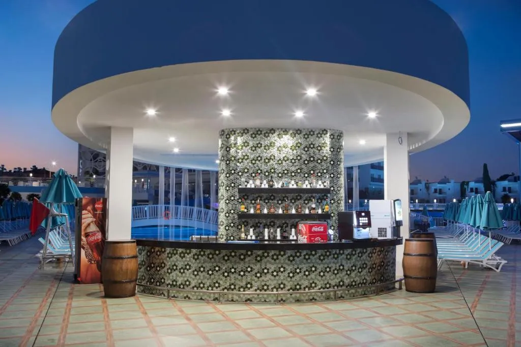 GRANADA LUXURY BEACH HOTEL