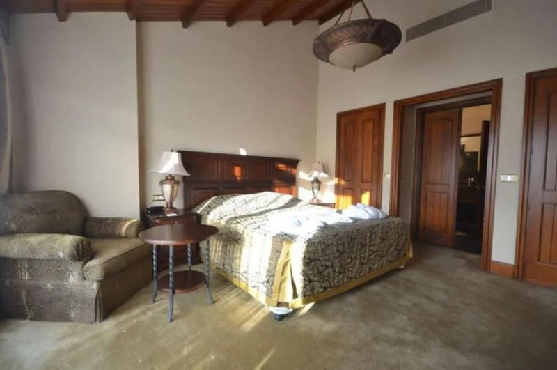 DUJA CHALET SKI CENTER HOTEL