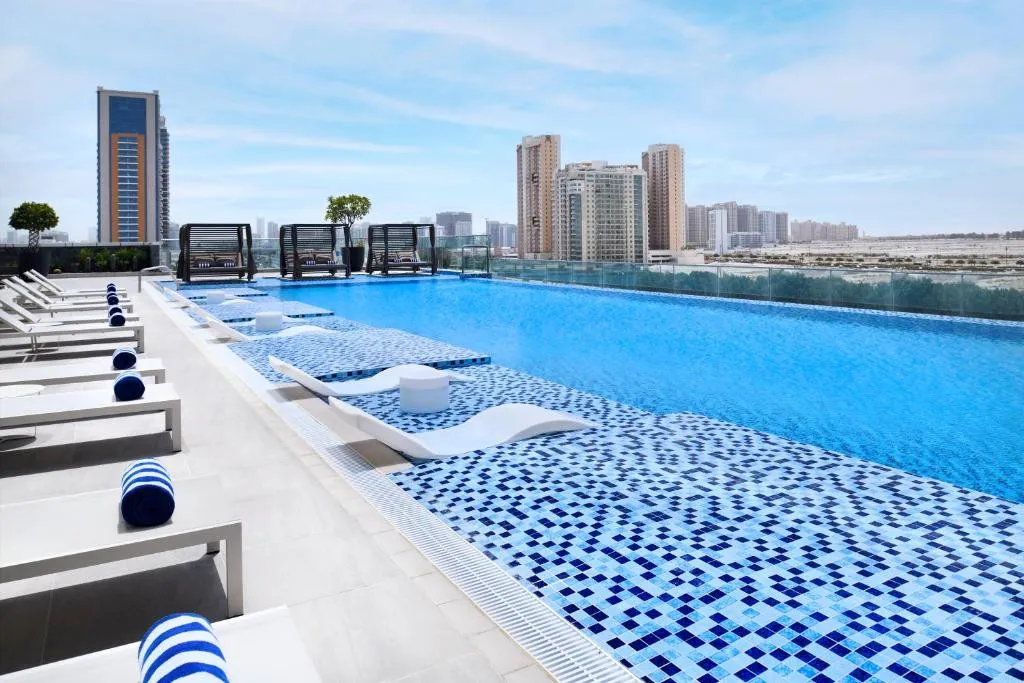 MOVENPICK JUMEIRAH VILLAGE TRIANGLE