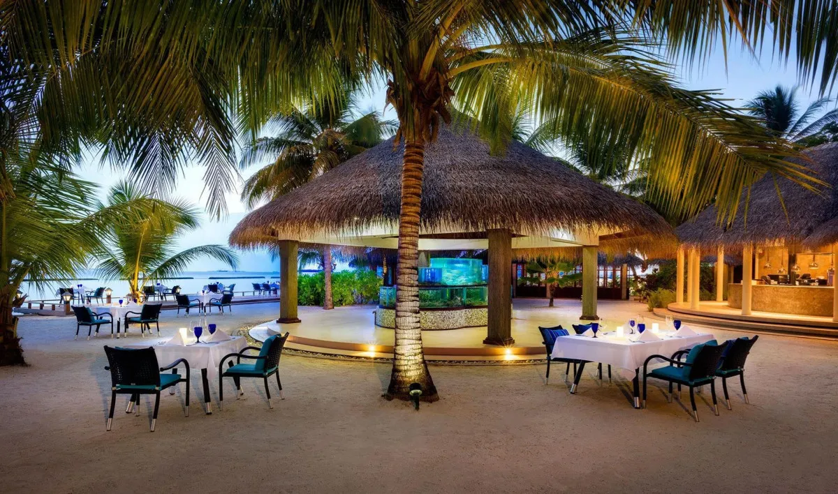 SHERATON MALDIVES FULL MOON RESORT & SPA