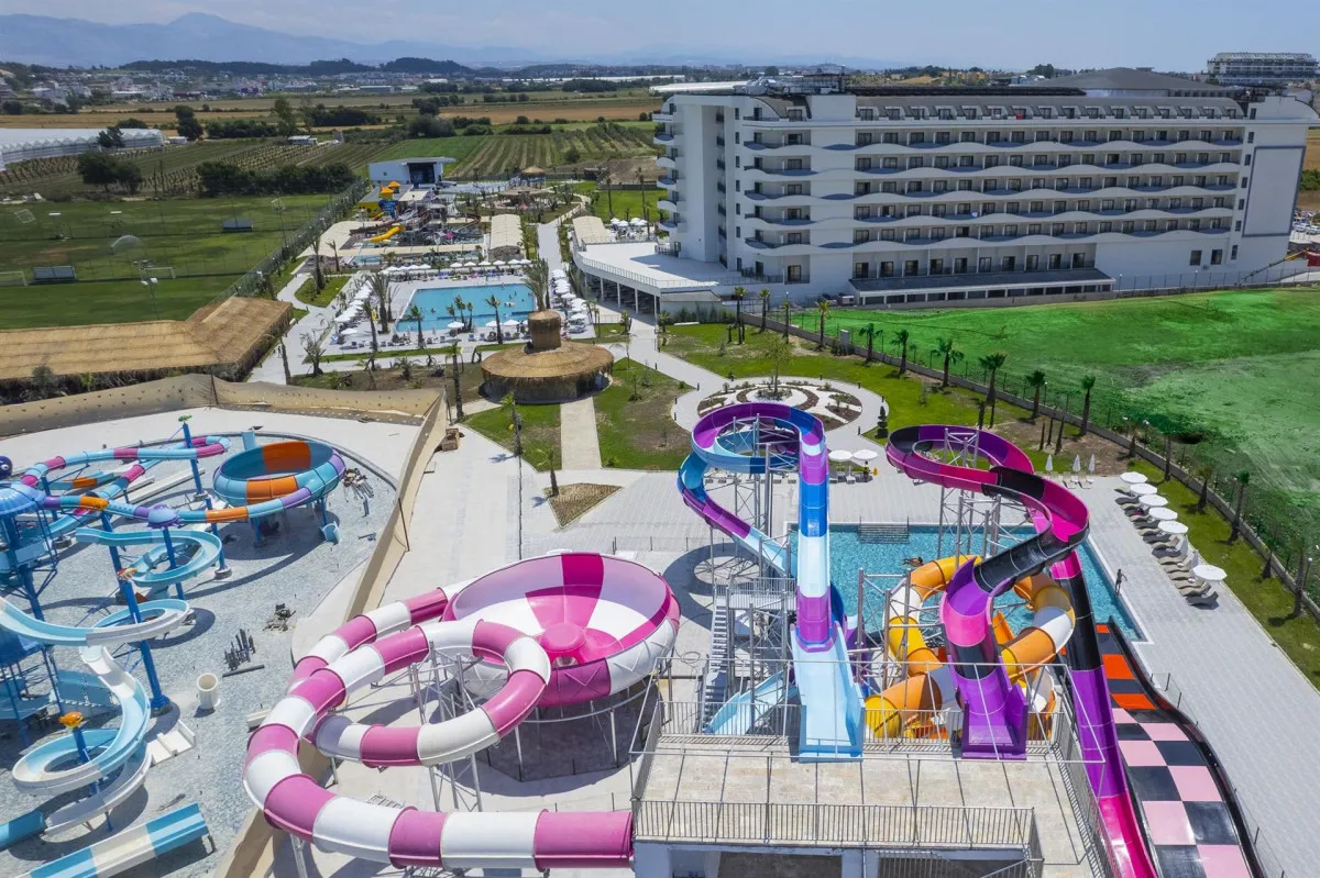 DREAM WATER WORLD HOTEL