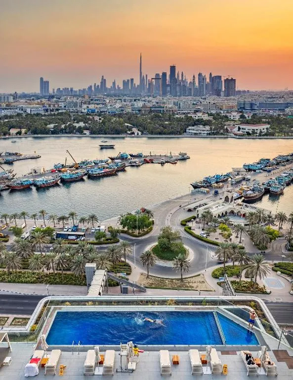 AL BANDAR ROTANA