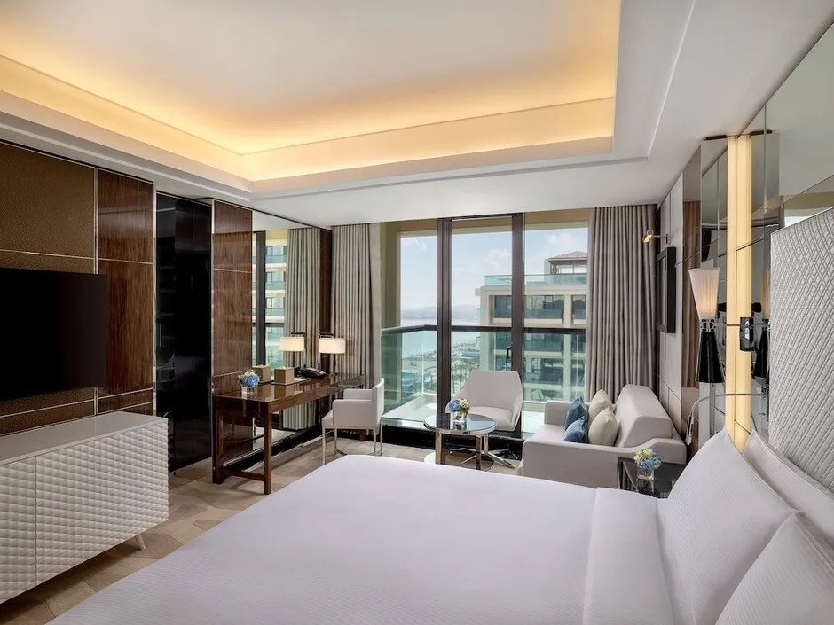 HILTON DUBAI PALM JUMEIRAH