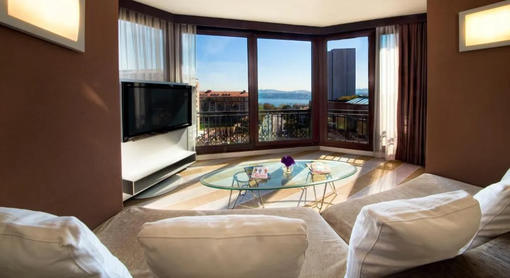 POINT HOTEL TAKSIM