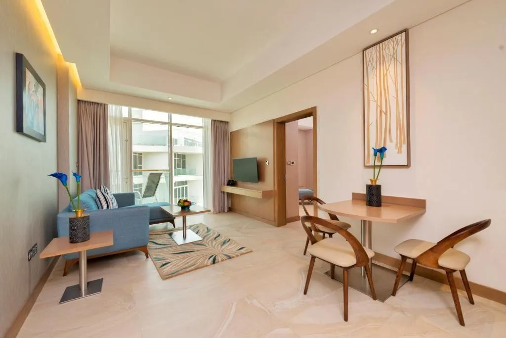 ROYAL CENTRAL THE PALM