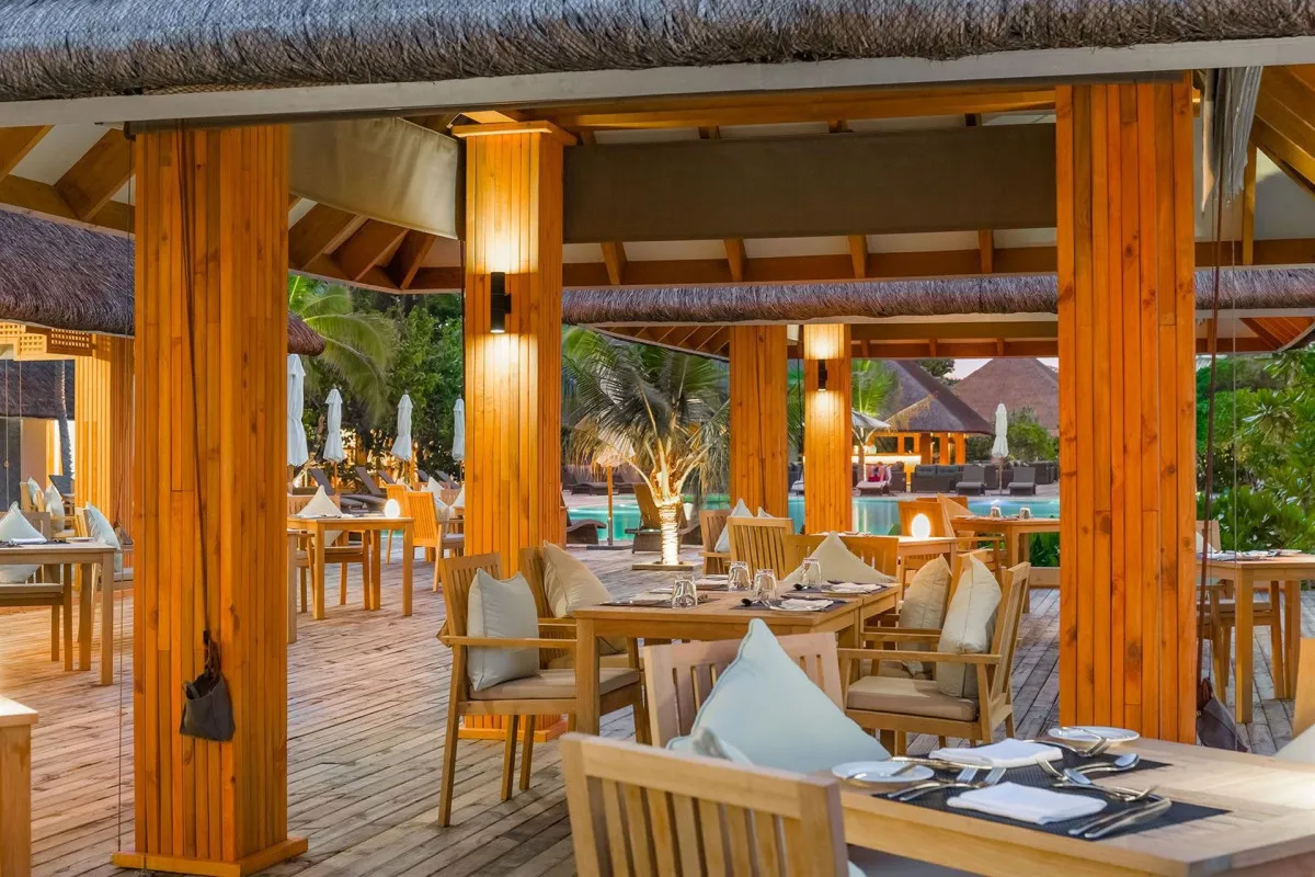 KUDAFUSHI RESORT & SPA