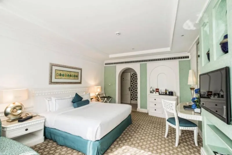 AL HABTOOR GRAND RESORT AUTOGRAPH COLLECTION