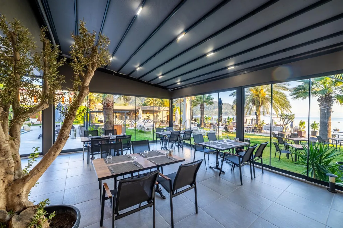 MOYO LUXURY HOTEL BOUTIQUE