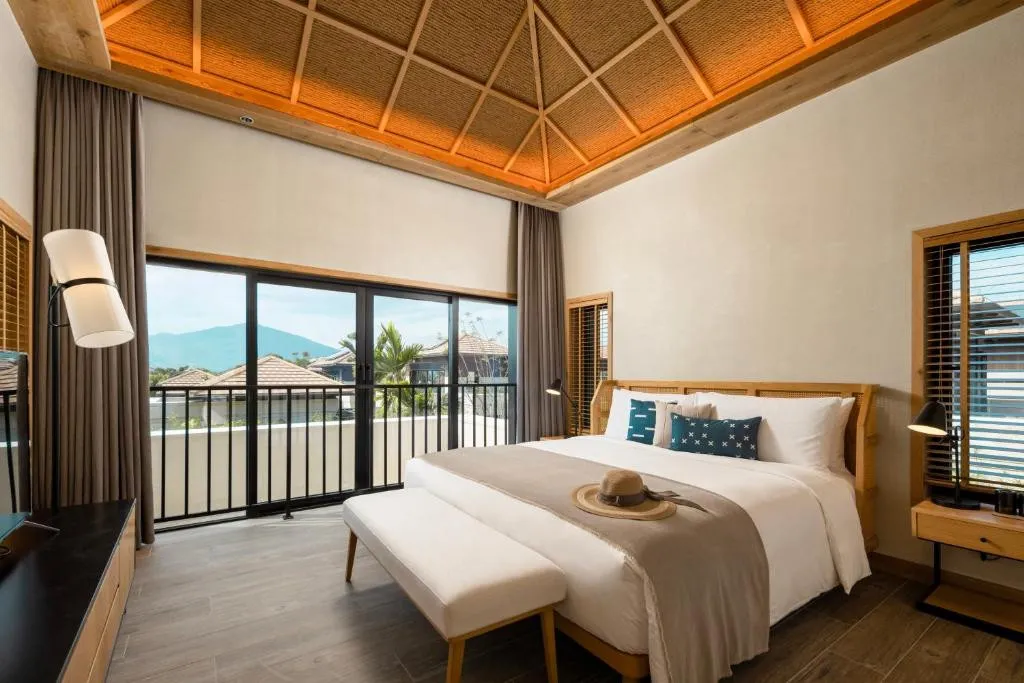 1 HOTEL HAITANG BAY
