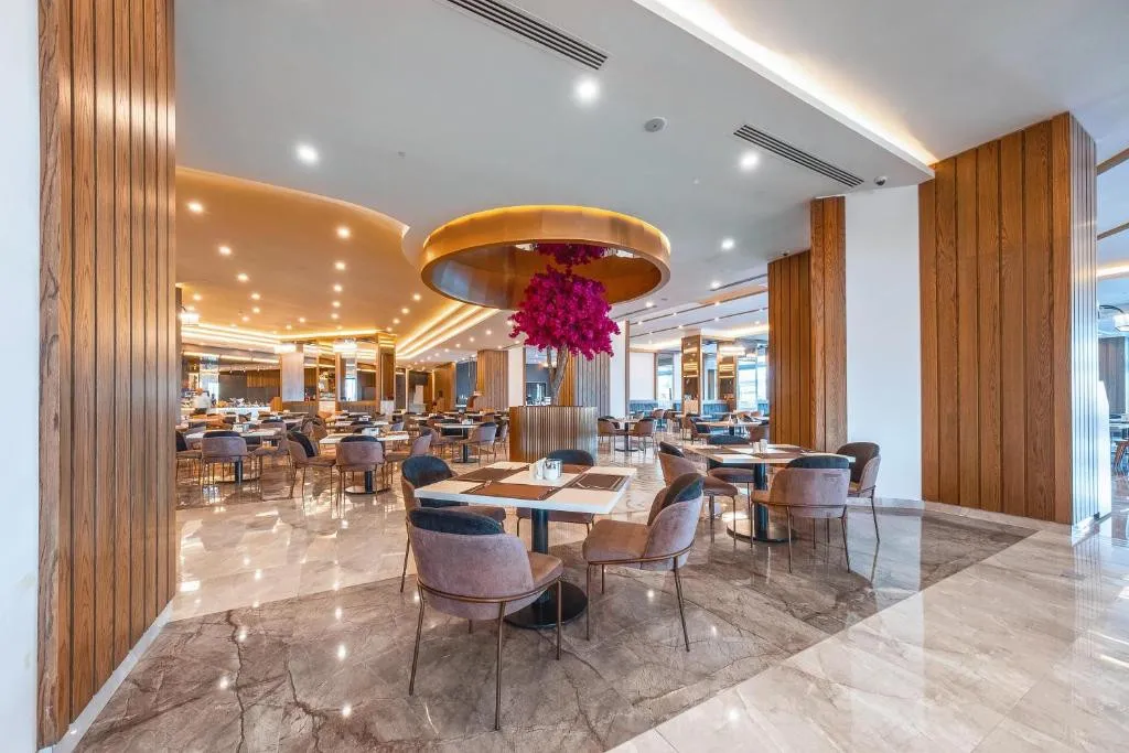 LAGO HOTEL (EX. AZURA DELUXE SORGUN)