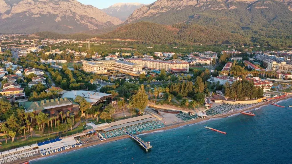 CRYSTAL DE LUXE COMFORT COLLECTION (EX. CRYSTAL DE LUXE RESORT & SPA)