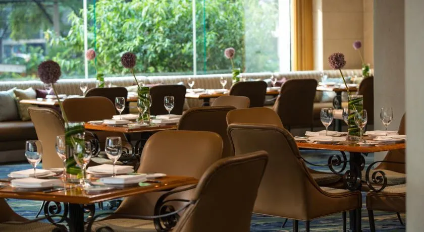 BOYUE BEIJING HOTEL (EX.RENAISSANCE BEIJING CHAOYANG)