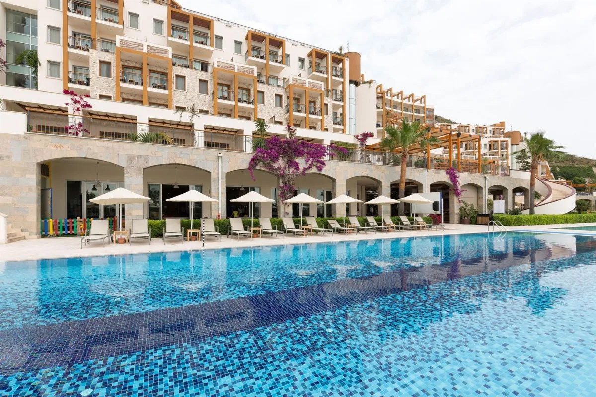 KEFALUKA RESORT