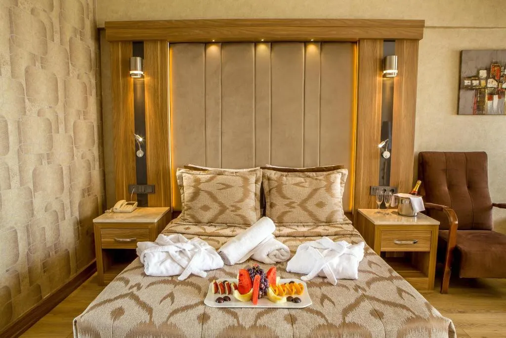 LAUR HOTEL EXPERIENCE & LAUR HOTELS ELEGANCE (EX.DIDIM BEACH ELEGANCE)