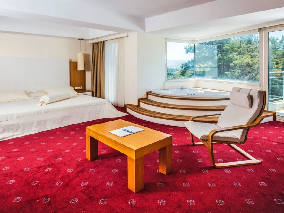 SEALIGHT RESORT HOTEL (EX. OTIUM SEALIGHT BEACH RESORT)