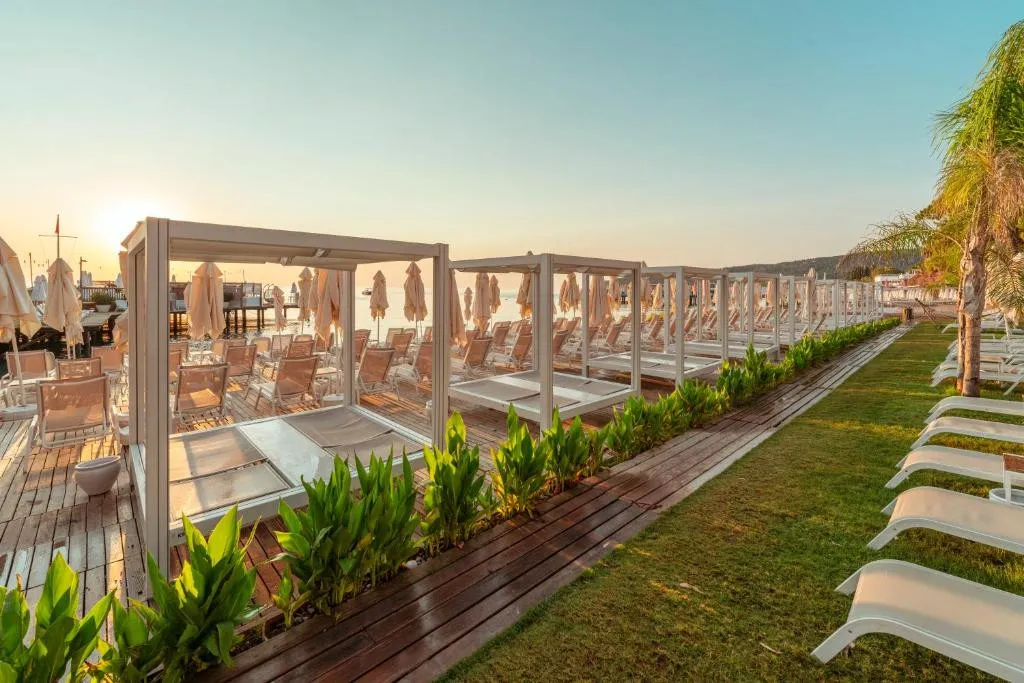 DOUBLETREE BY HILTON ANTALYA KEMER